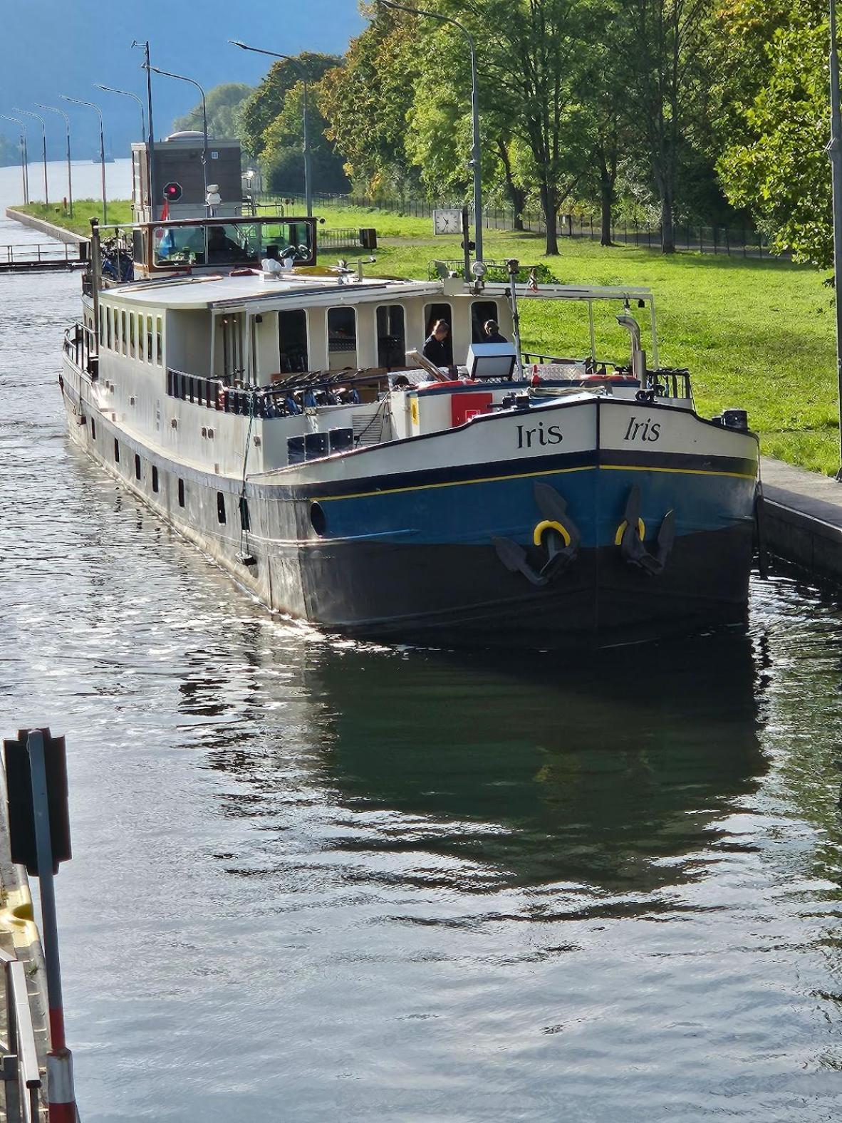 Hotelboat Iris Groningen Dış mekan fotoğraf