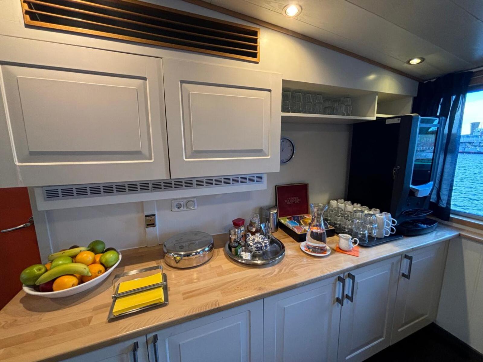 Hotelboat Iris Groningen Dış mekan fotoğraf